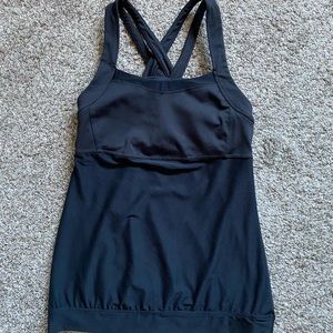 Athleta Tank Top with Built In Bra Size Small